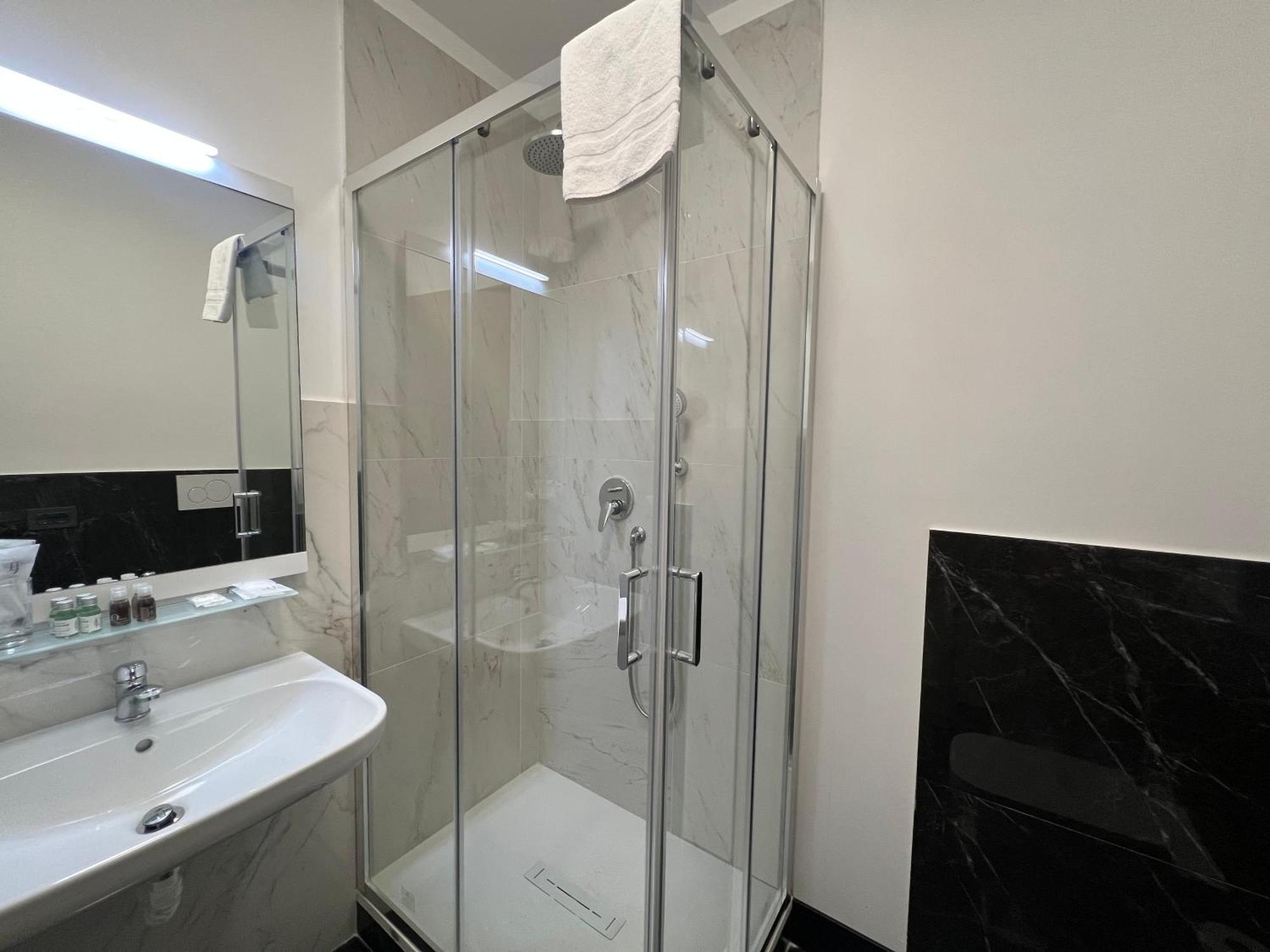 Bq House Colosseo Luxury Rooms Рим Экстерьер фото